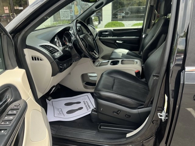 2019 Dodge Grand Caravan - 2C4RDGCG2KR610682 - Image #9